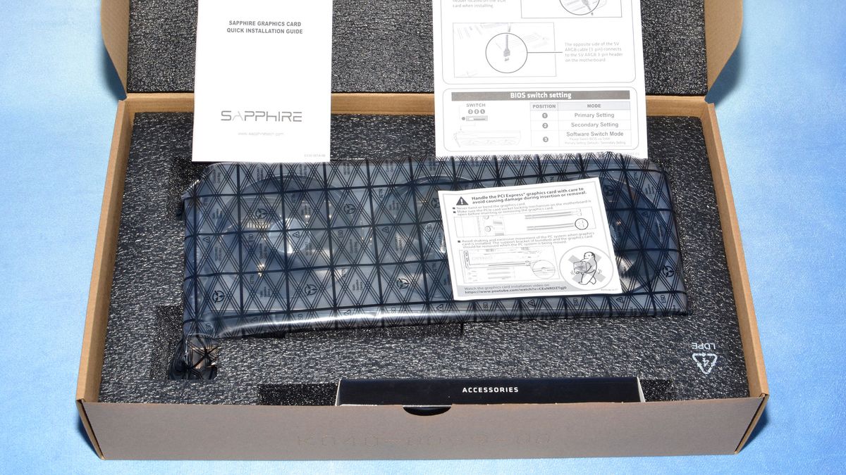 Sapphire RX 7900 GRE Nitro 06