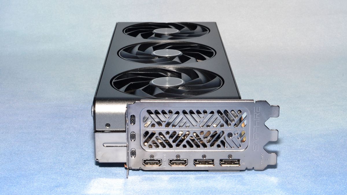 Sapphire RX 7900 GRE Nitro 09