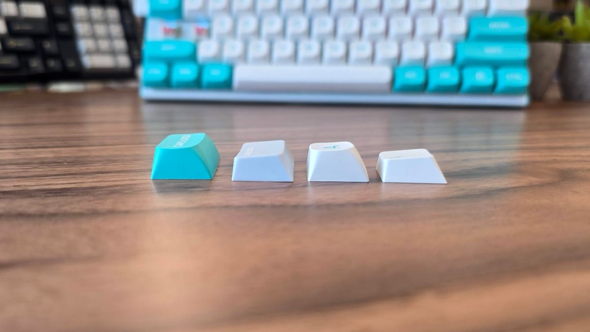 ban phim choi game tu tinh Redragon K683WB FIDD 04