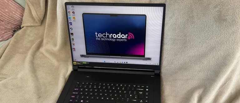Acer Predator Triton 17 X 01