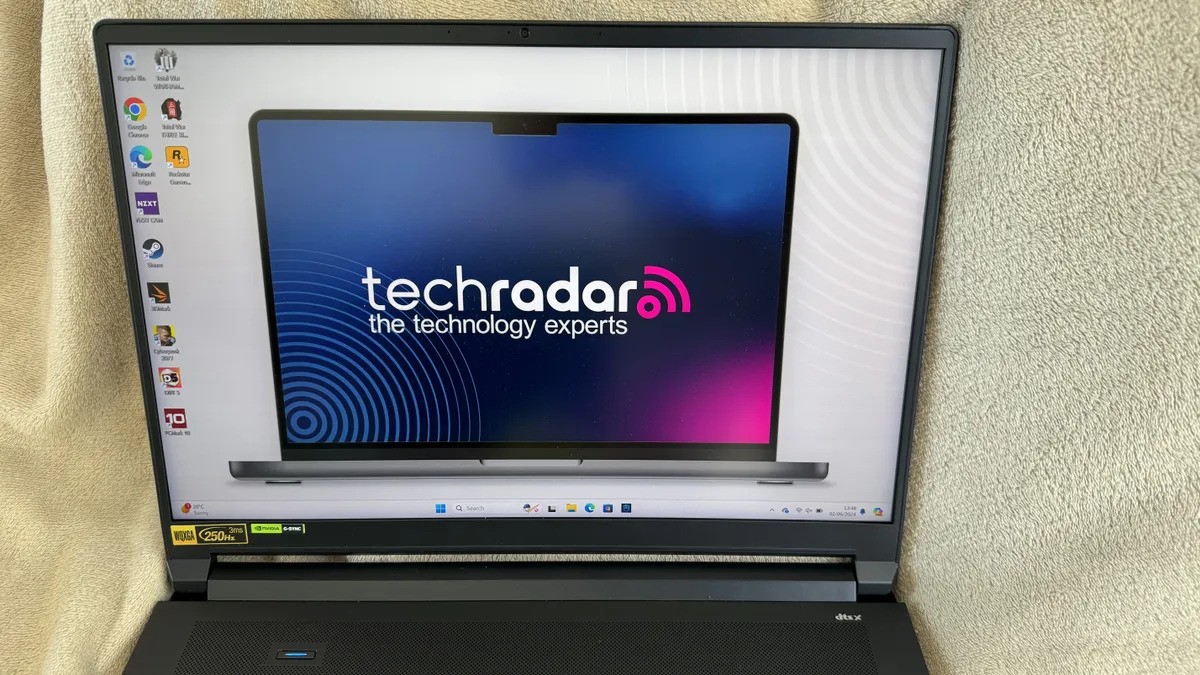 Acer Predator Triton 17 X 02