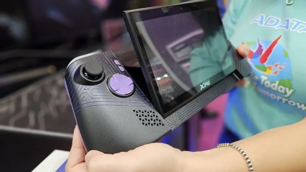 Adata XPG Nia là thiết bị cầm tay chơi game Windows đáng kinh ngạc: Mọi thứ bạn cần biết 2 Adata XPG Nia 02