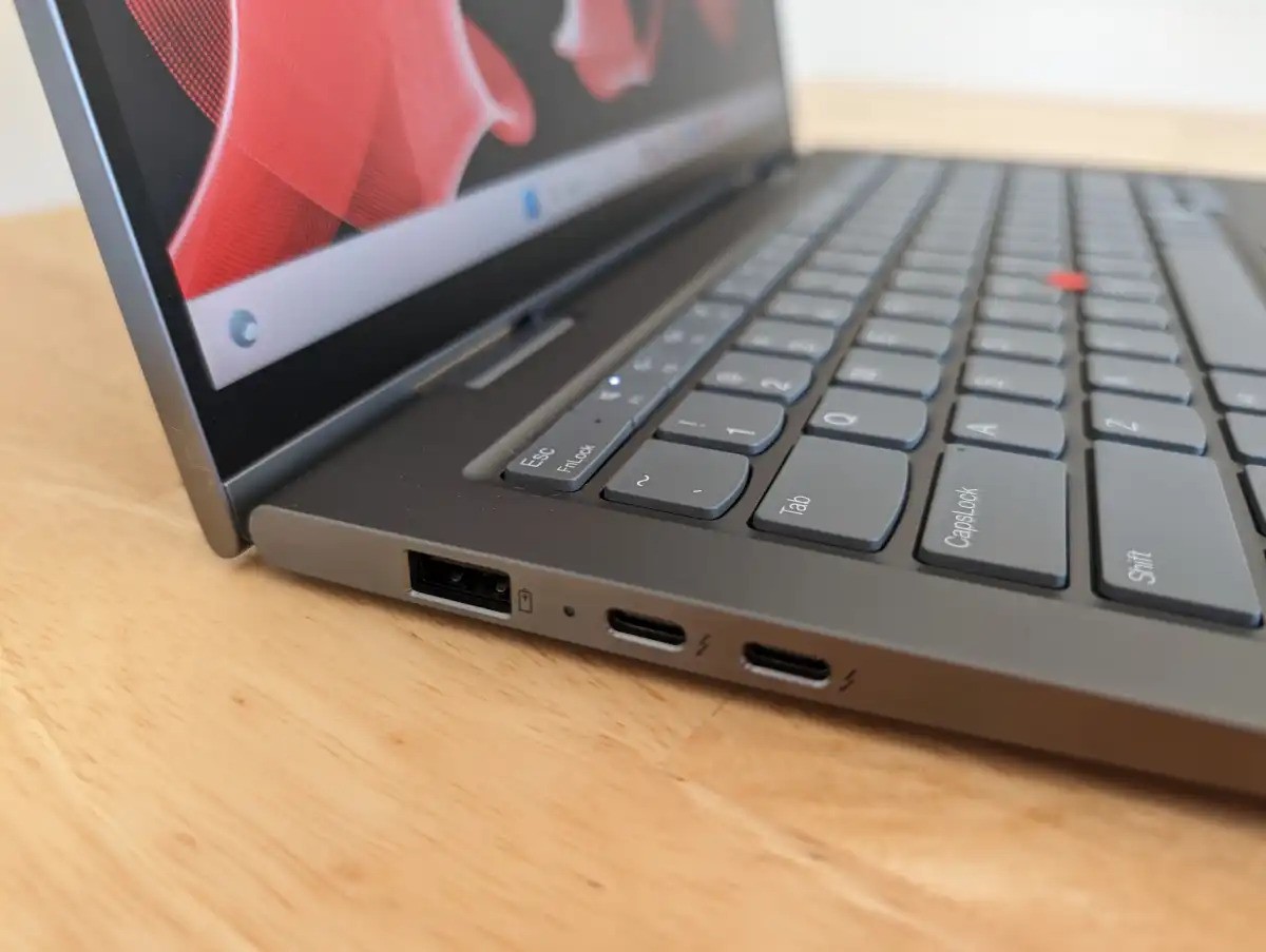 Lenovo ThinkPad X1 2in1 08