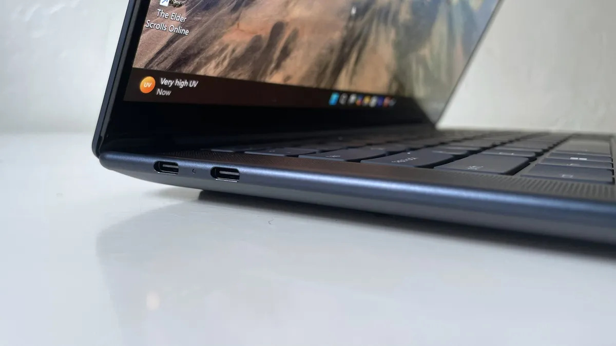 Lenovo Yoga Slim 7x 04