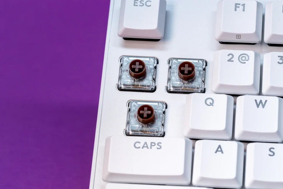 Logitech G515 Lightspeed TKL 03