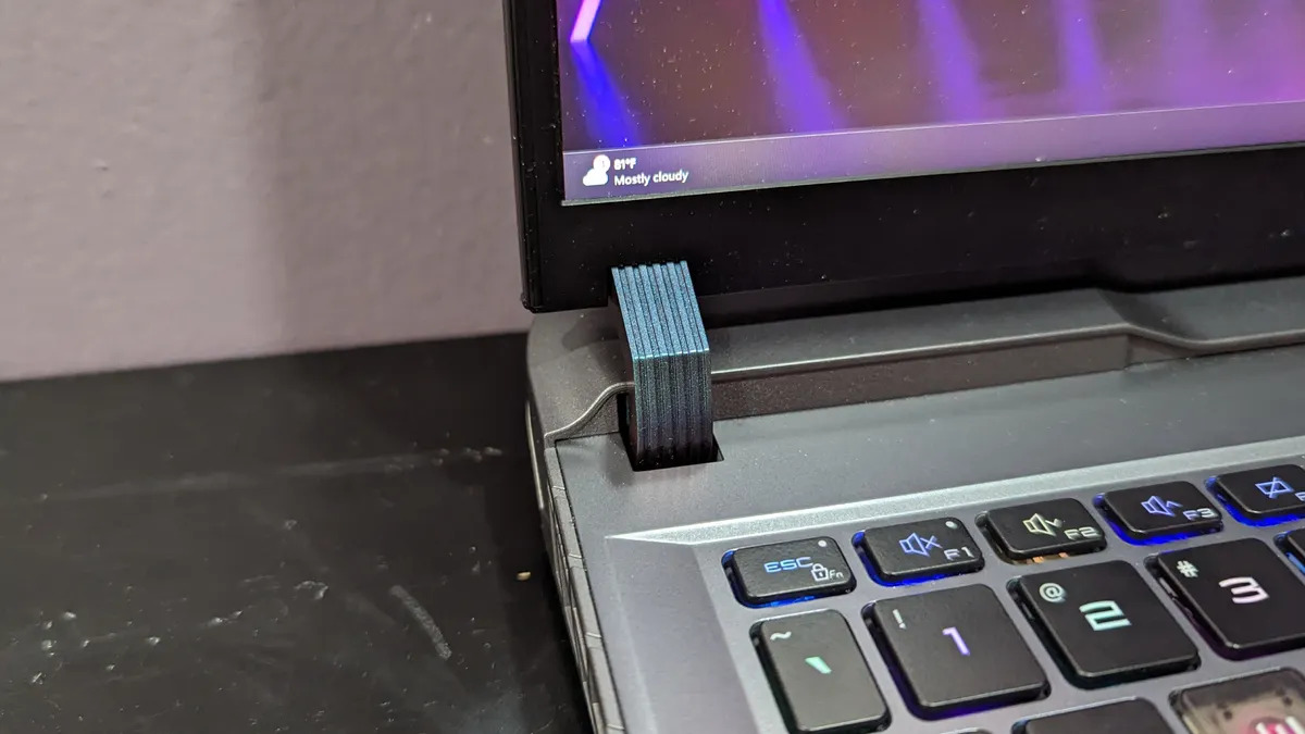 MSI Vector 16 HX A14VHG 05