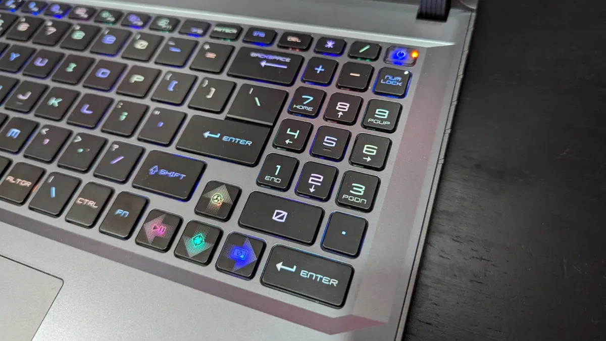 MSI Vector 16 HX A14VHG 09