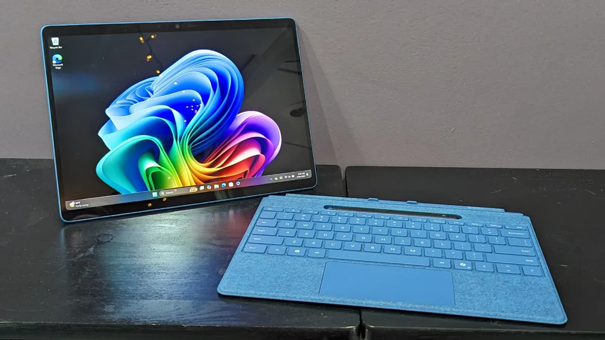 Microsoft Surface Pro Phien ban thu 11 08