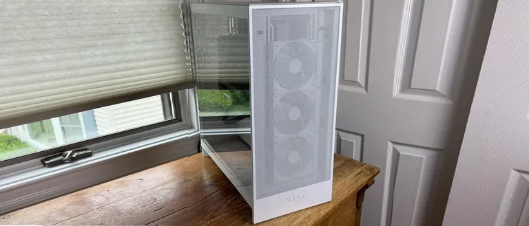 NZXT H7 Flow 2024 01