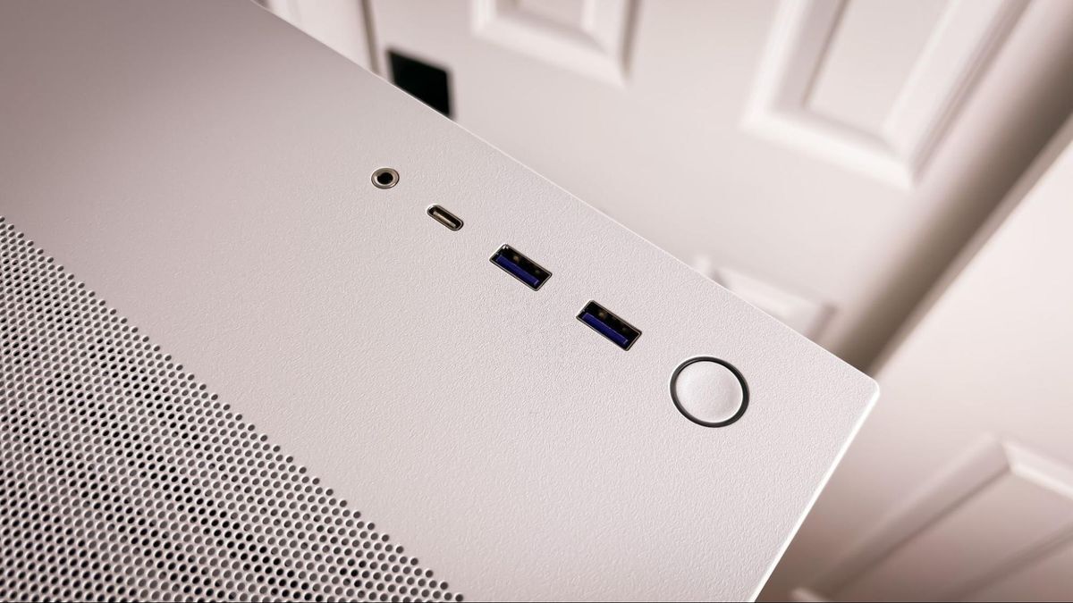 NZXT H7 Flow 2024 07