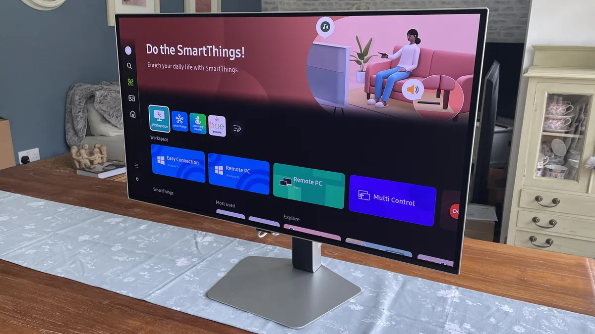 Samsung Odyssey S32G80SD 02