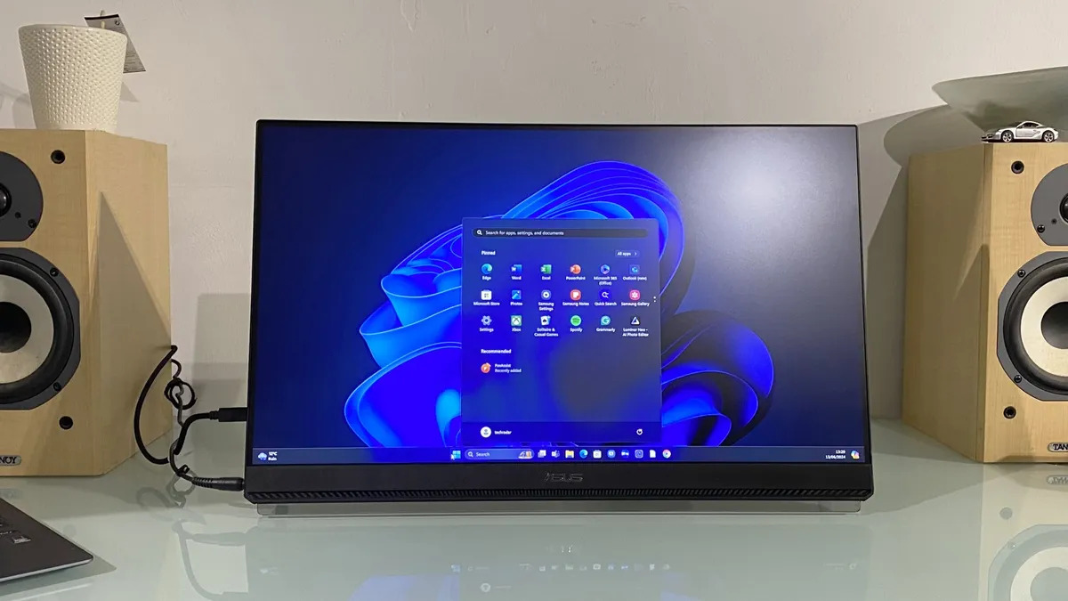 man hinh di dong Asus Zenscreen MB249C 02