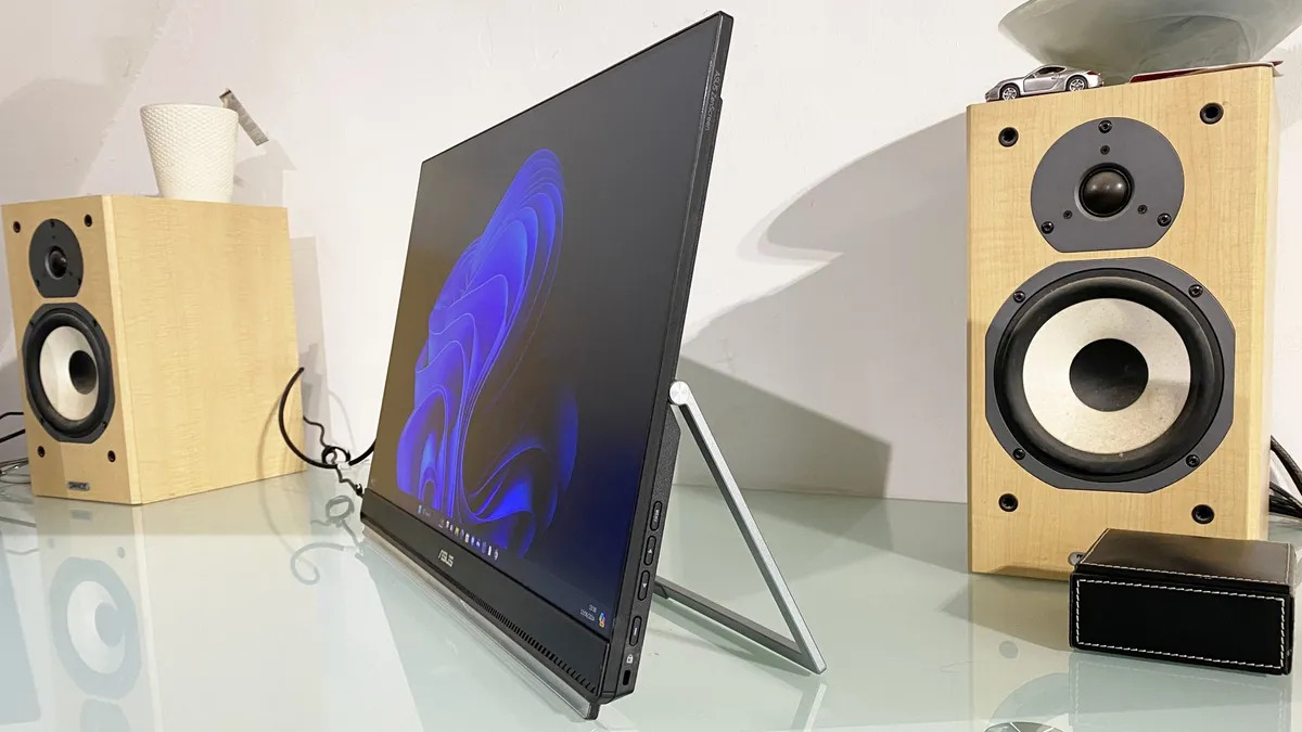 man hinh di dong Asus Zenscreen MB249C 05