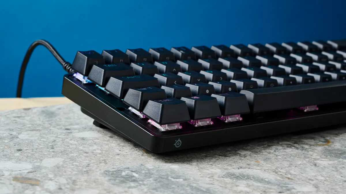 Đánh giá bàn phím SteelSeries Apex Pro Mini: Nhỏ, mạnh mẽ, sẵn sàng cạnh tranh 20 Ban Phim SteelSeries Apex Pro Mini 08