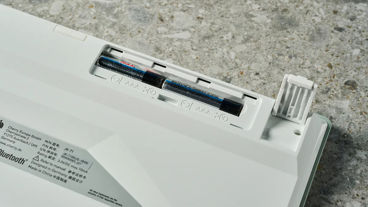 Cherry KW 7100 Mini BT 07