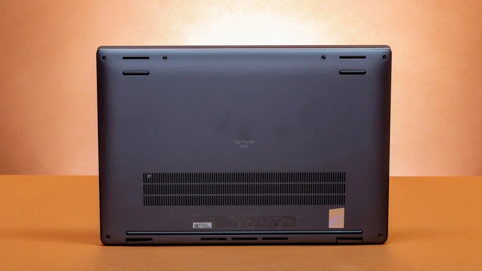 Dell Latitude 9450 2in1 04