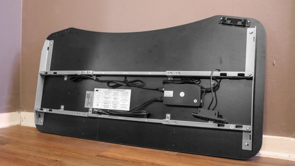 X Chair Standing Desk 04