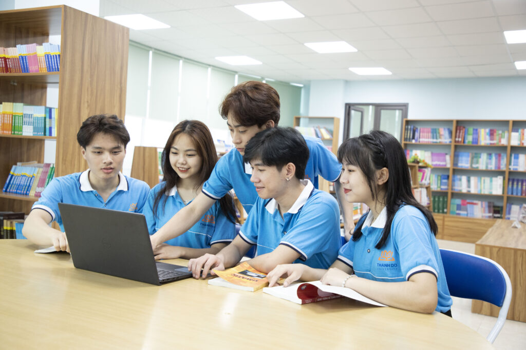 10 Lý do nên mua laptop cho học sinh THPT cấp 3 càng sớm càng tốt 22 Chuan bi cho hoc sinh san sang buoc vao dai hoc