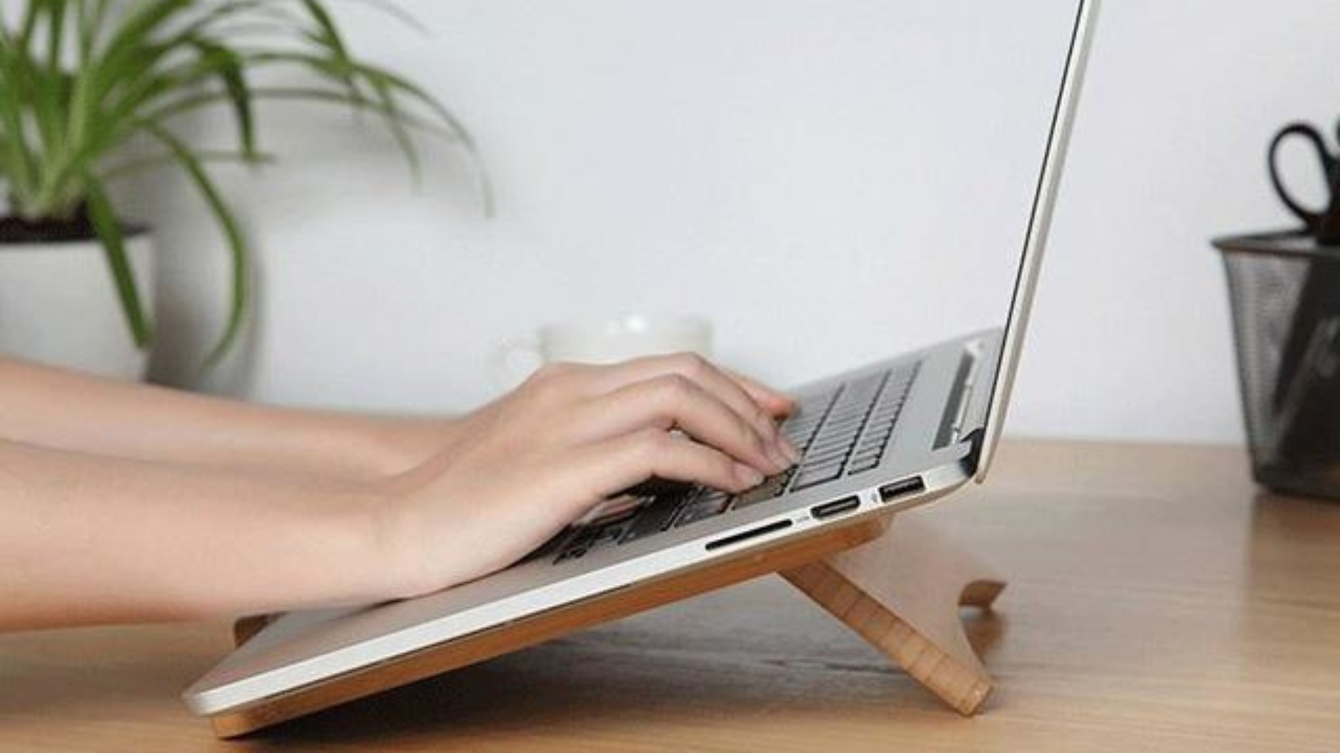 Giu nhiet do may mat me