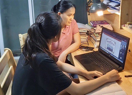 10 Lý do nên mua laptop cho học sinh THPT cấp 3 càng sớm càng tốt 21 Giup phu huynh theo doi qua trinh hoc tap cua con em