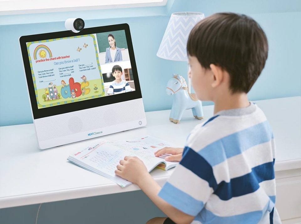 Có nên mua laptop cho học sinh cấp 1 tiểu học không? 14 Phat trien ky nang cong nghe tu som