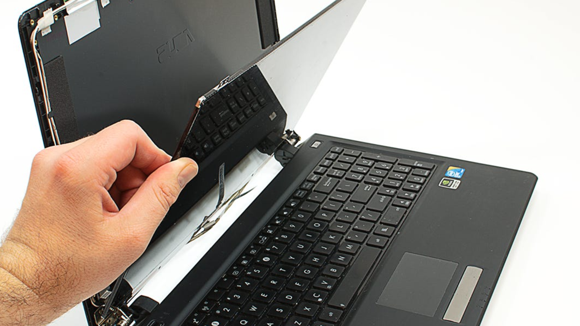 Hướng dẫn khắc phục lỗi màn hình laptop bị chớp giật, nhấp nháy 23 Thay the man hinh neu can thiet 2