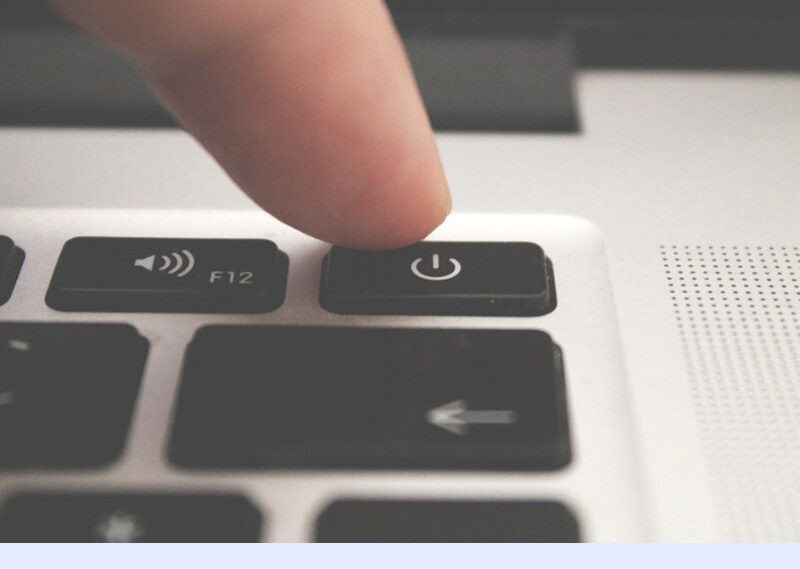 mo nguon laptop e1727345694260