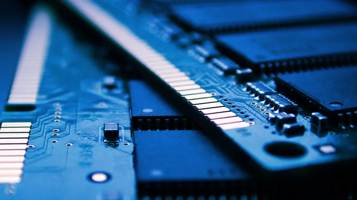 Kinh nghiệm chọn mua laptop sử dụng ChatGPT, Gemini và Copilot tối ưu nhất 18 Bo nho RAM