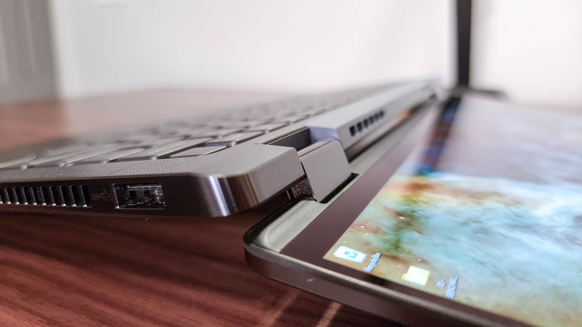 Dell Latitude 9430 10