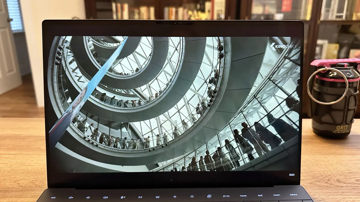 Dell XPS 13 9350 2024 05