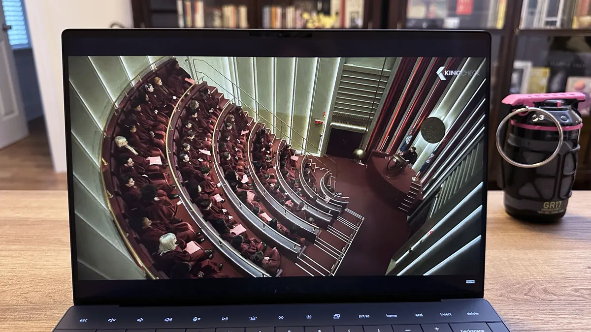 Dell XPS 13 9350 2024 06