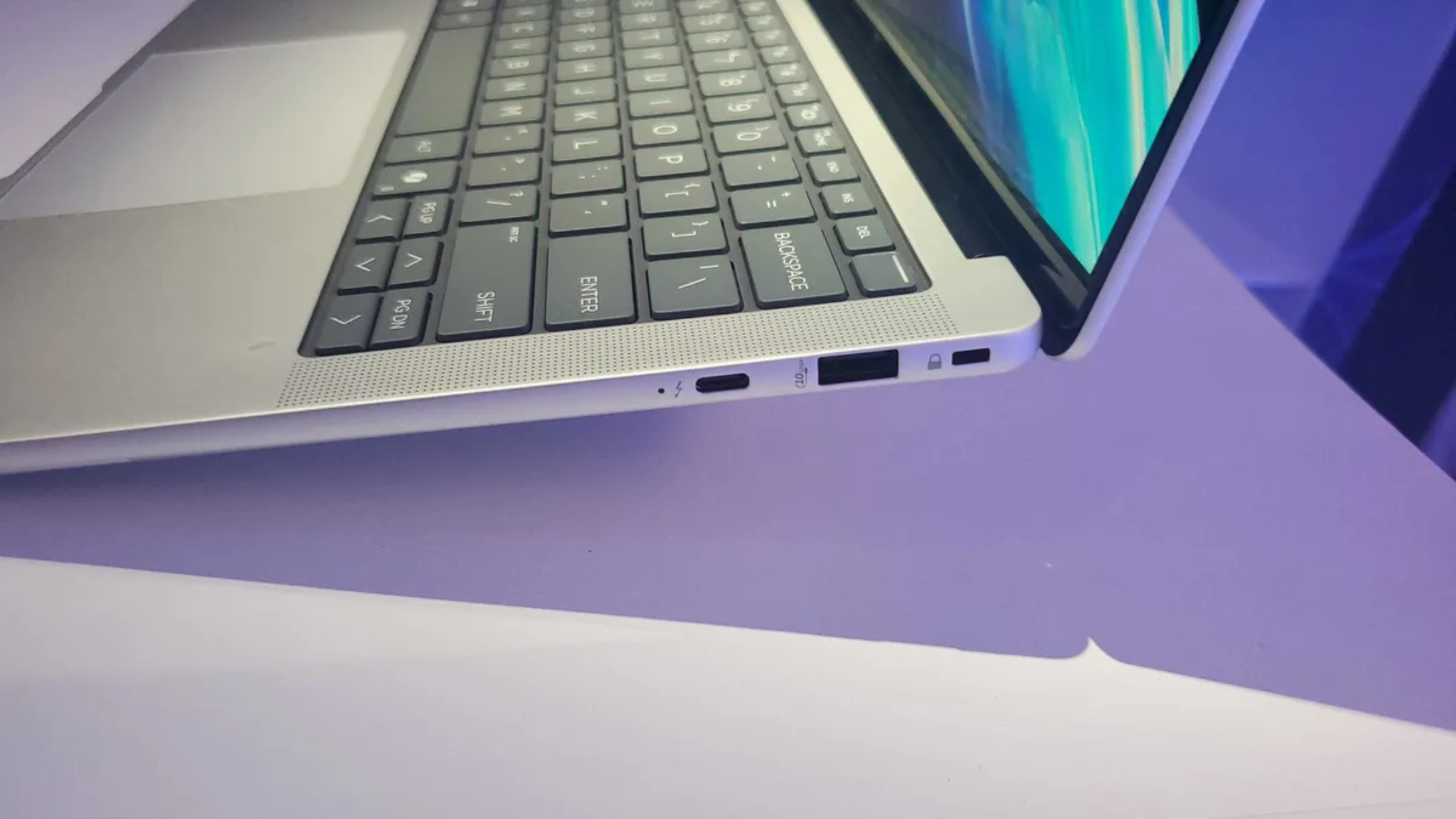 HP EliteBook X 4