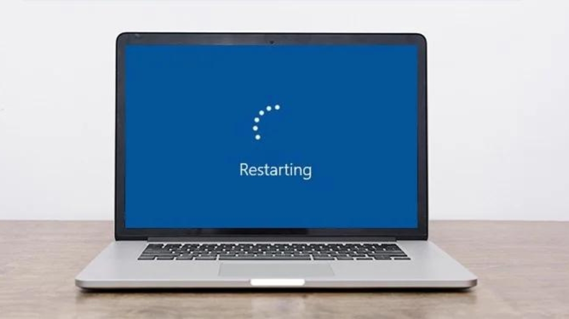 Hướng dẫn sửa lỗi màn hình laptop bị tối đen 8 Khoi dong lai laptop