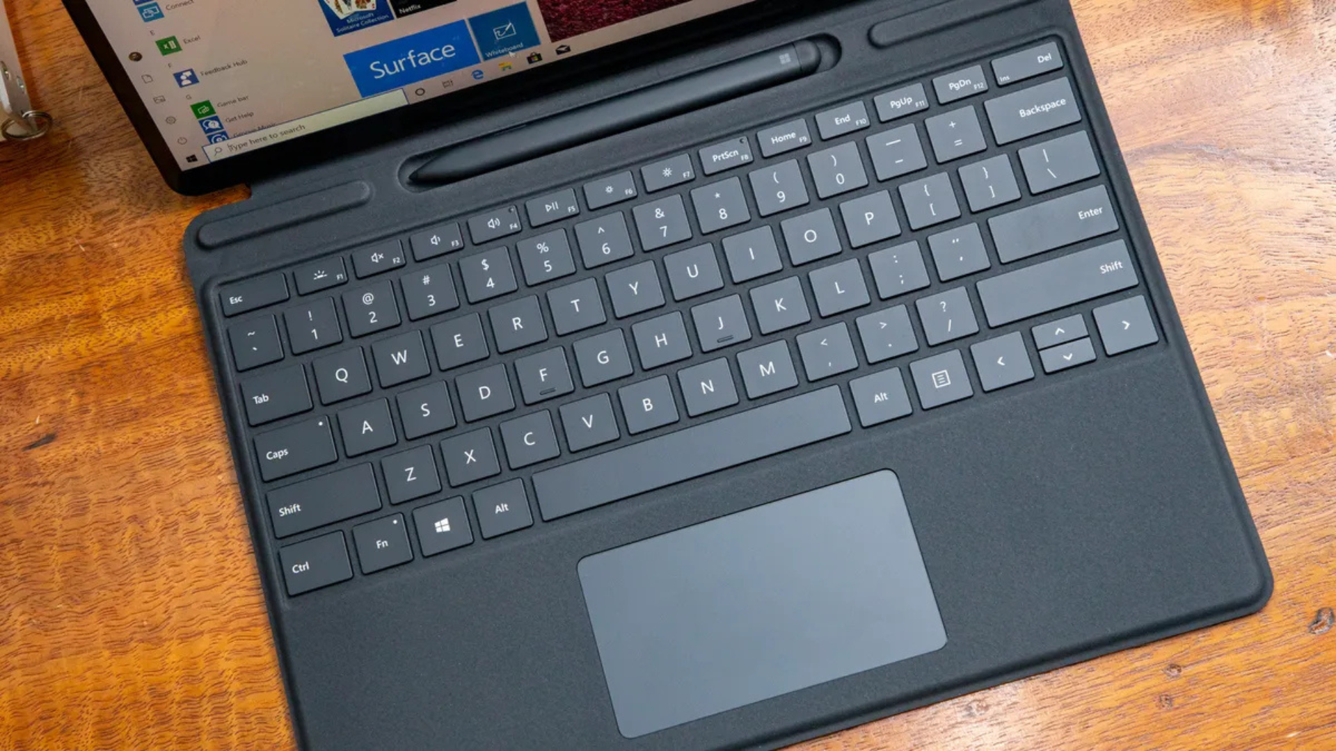 Trải nghiệm Microsoft Surface Pro X: hiệu năng, thiết kế và những điều cần biết 15 Microsoft Surface Pro X Thiet ke