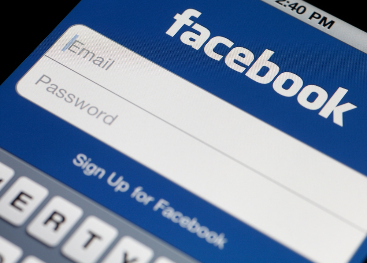 Hướng dẫn cách lấy lại mật khẩu Facebook hiệu quả an toàn 29 Su dung lien he ho tro Facebook neu bi mat quyen truy cap tai khoan