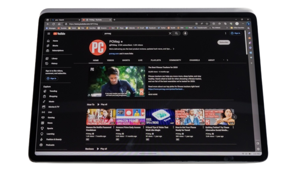 Microsoft Surface Laptop Studio 2 vs. Apple MacBook Pro: Lựa chọn nào tốt nhất cho các chuyên gia sáng tạo nội dung? 16 5 18