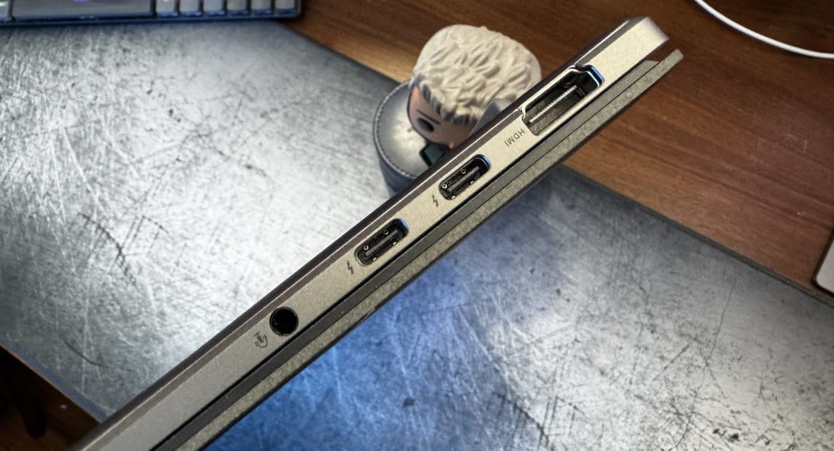 ASUS Zenbook S 14 UX5406SA: Siêu phẩm laptop với sức mạnh từ chip Intel Lunar Lake thế hệ mới 26 ASUS Zenbook S 14 UX5406SA 5 e1732940227951