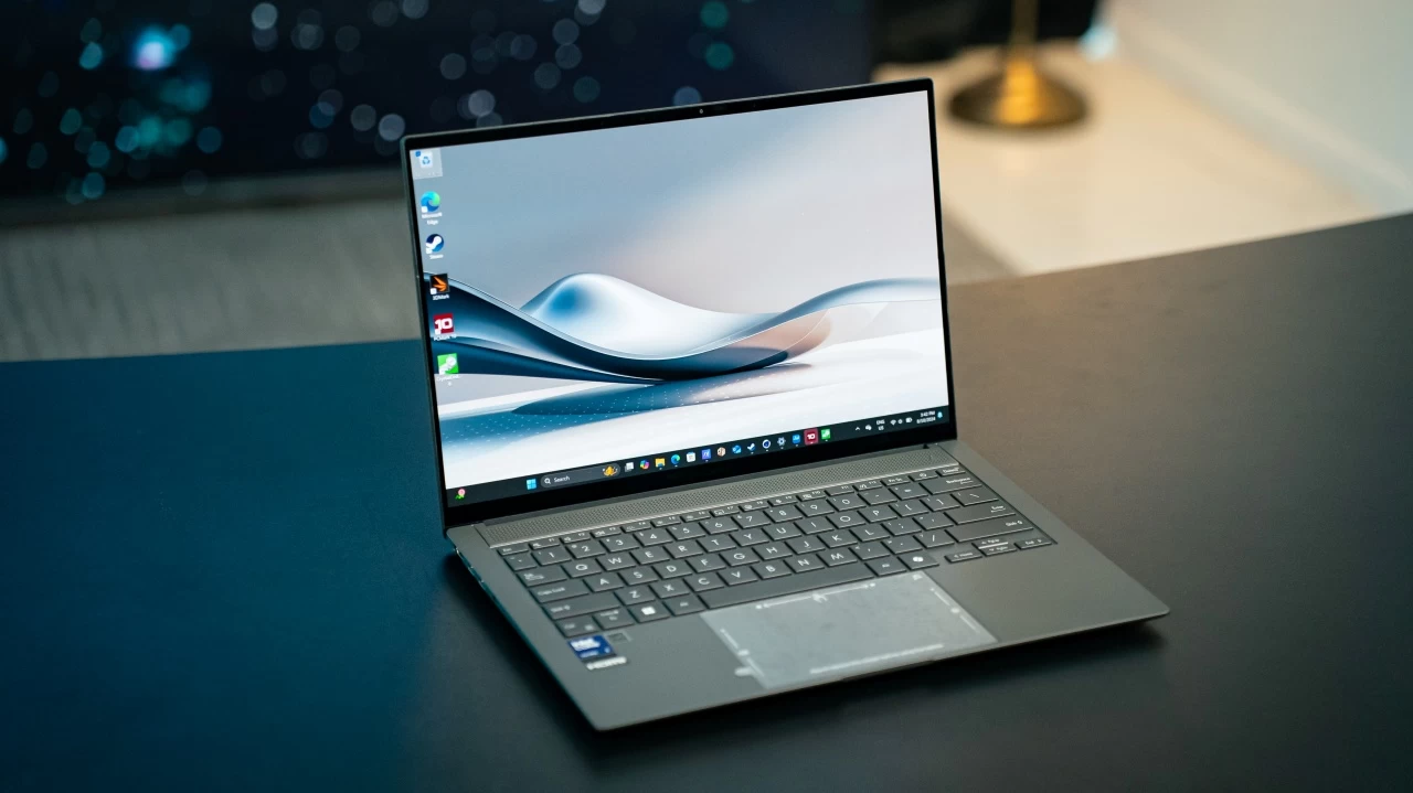 ASUS Zenbook S 14 UX5406SA: Siêu phẩm laptop với sức mạnh từ chip Intel Lunar Lake thế hệ mới 28 ASUS Zenbook S 14 UX5406SA 8