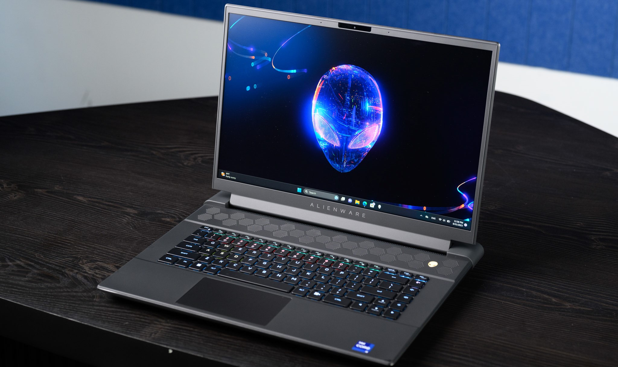 Top những chiếc laptop chơi game đỉnh nhất 2024 – Sức mạnh và trải nghiệm vượt trội 39 Alienware m16 R2 2