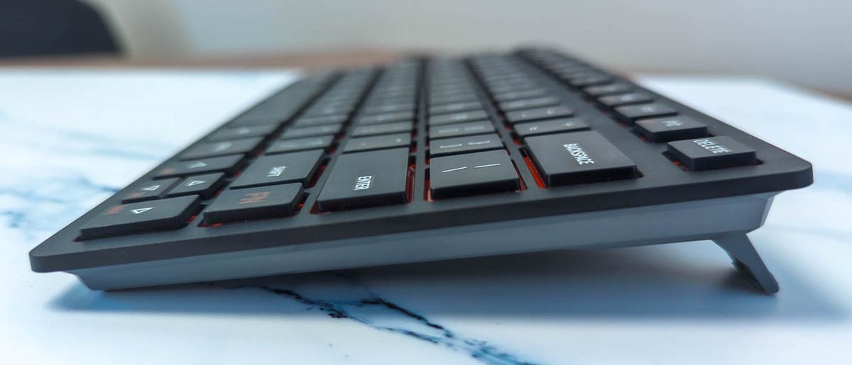 Cherry KW 9200 mini 4