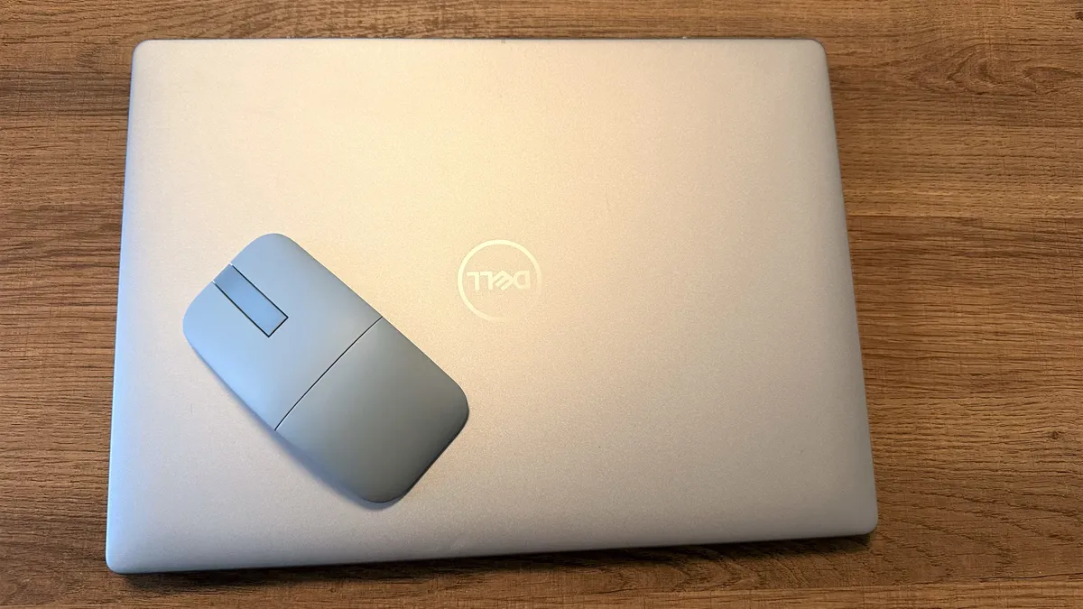 Dell Inspiron 14 Plus 7440 03