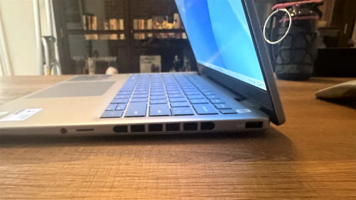 Dell Inspiron 14 Plus 7440 05