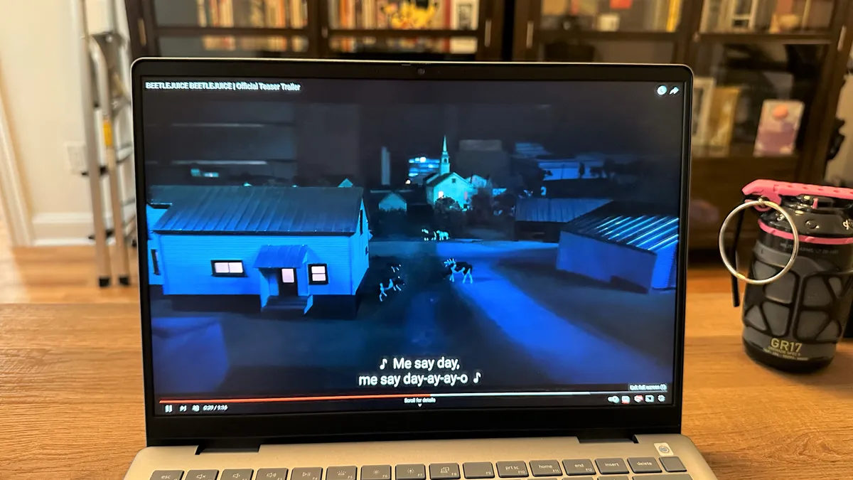 Dell Inspiron 14 Plus 7440 08