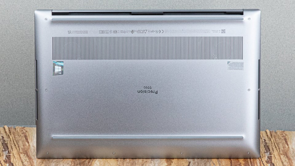 Dell Precision 5560 06