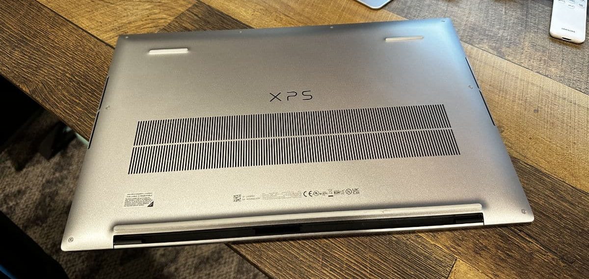 Dell XPS 17 9730 vs XPS 15 9530 4 e1732704050333