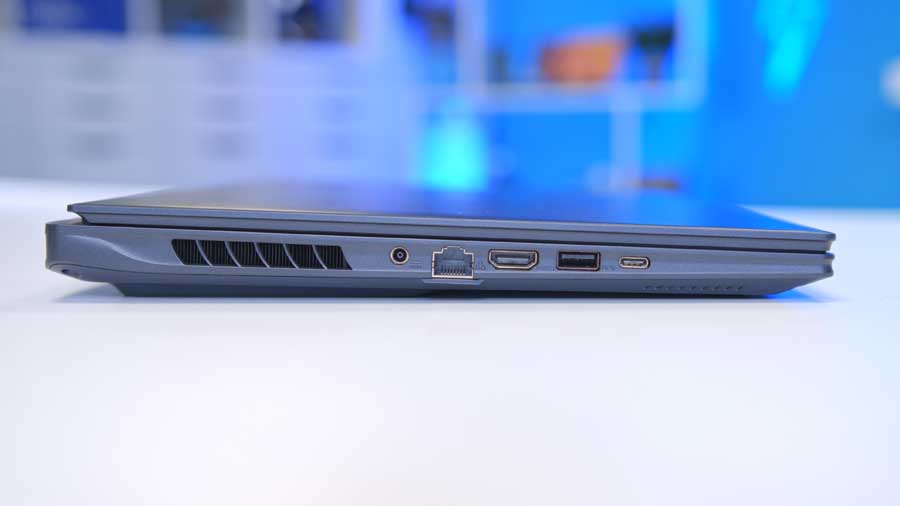 Gigabyte AORUS 16X ASG 09