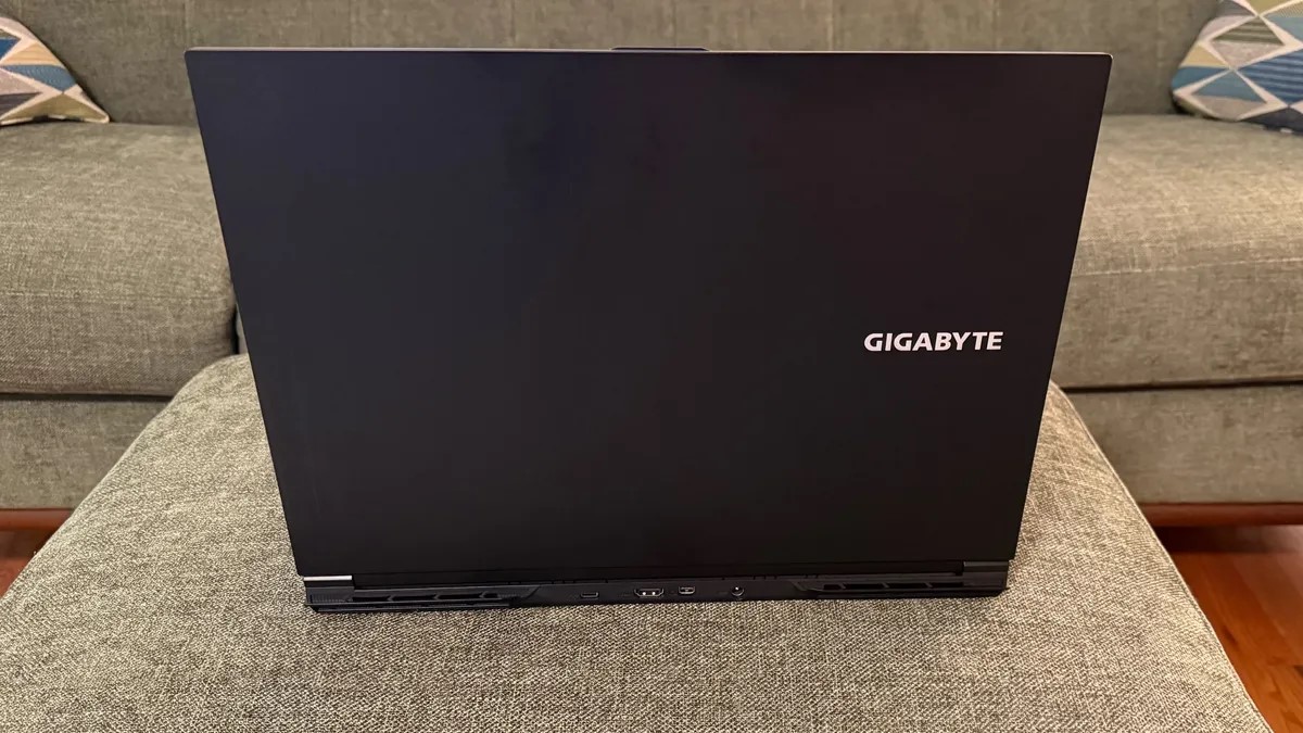 Đánh giá Gigabyte G6 - Khi ưu điểm và hạn chế cùng song hành 23 Gigabyte G6 2