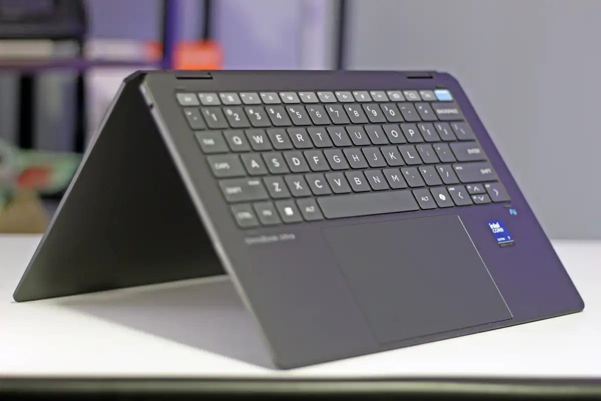 HP OmniBook Ultra Flip 14 3