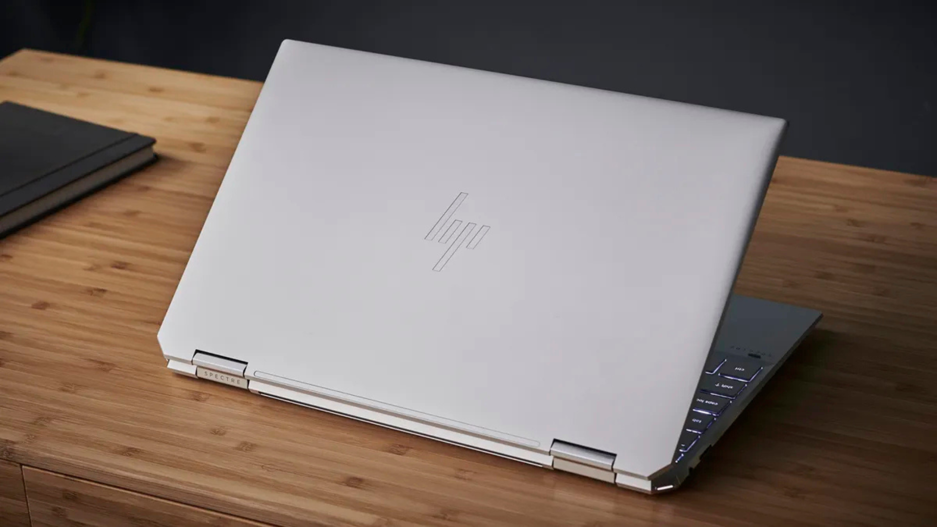 HP Spectre x360 (2021): Sự kết hợp hoàn hảo giữa hiệu năng và phong cách 19 HP Spectre x360 2021 2