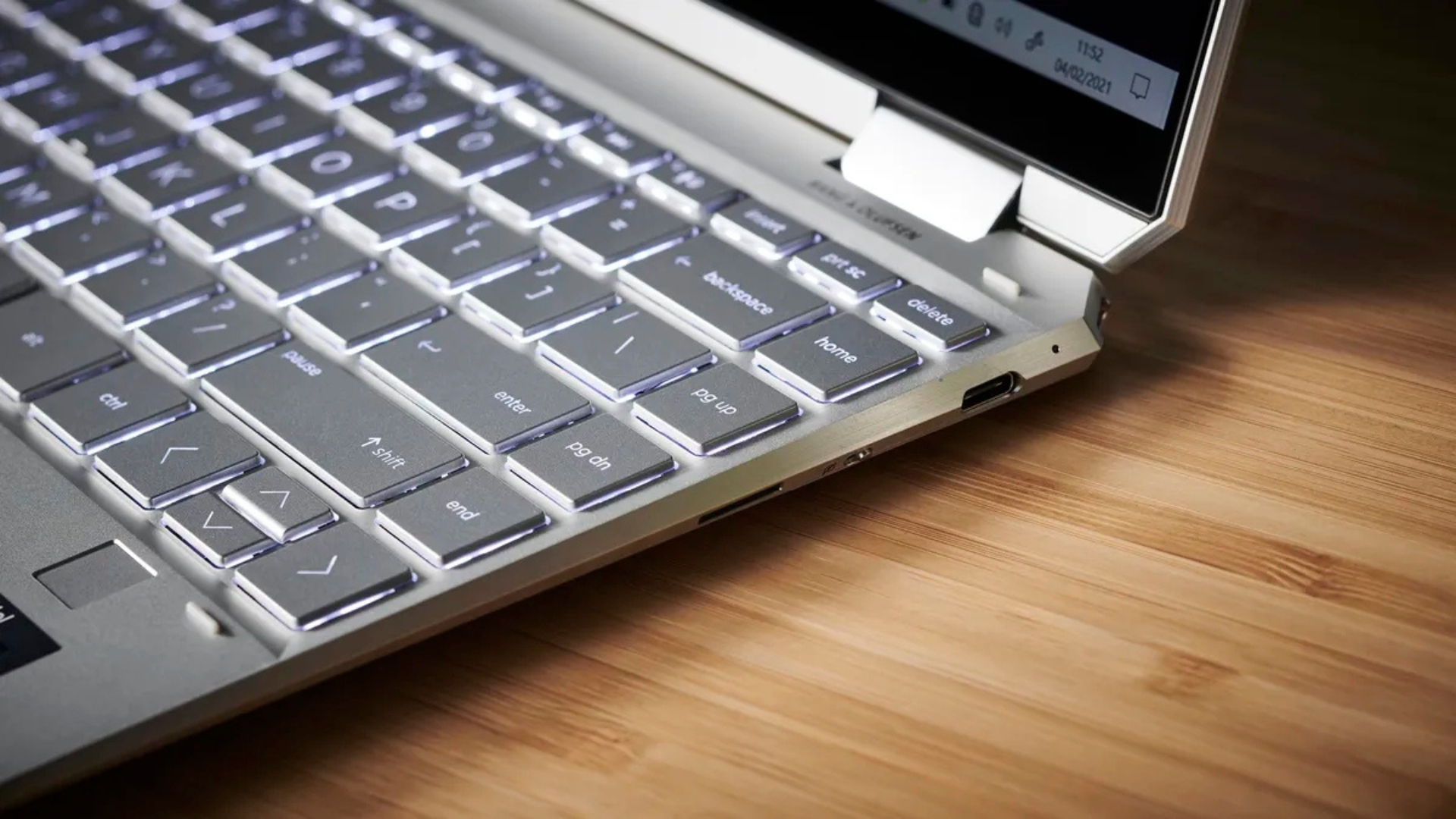HP Spectre x360 (2021): Sự kết hợp hoàn hảo giữa hiệu năng và phong cách 24 HP Spectre x360 2021 7